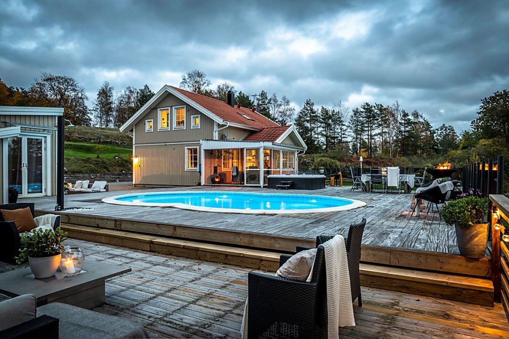 husrenovering parkettgolv ommalning vardagsrum byggfirma kareby kungalv goteborg